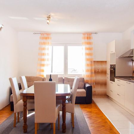 Nadalina Apartment Kastel Stari Bagian luar foto
